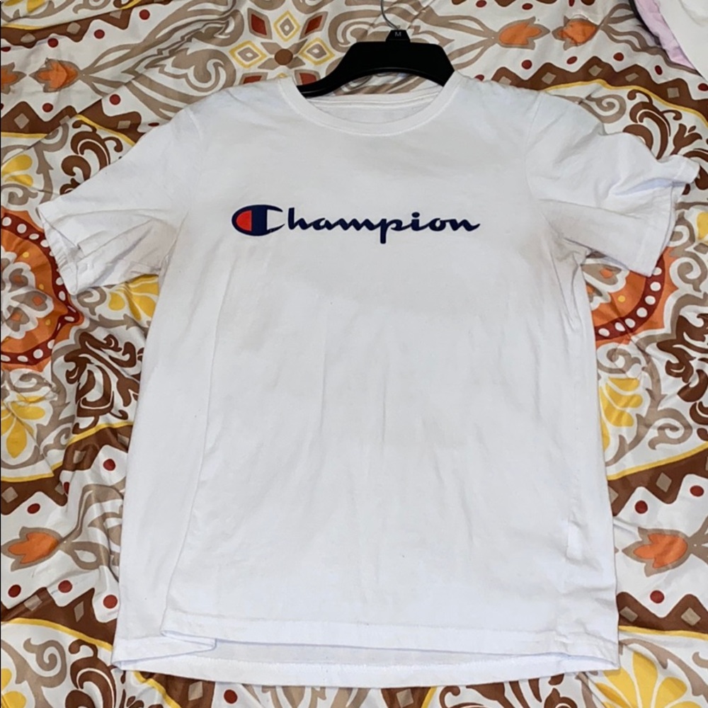 White Champion Tee Shirt in size XL in Kids